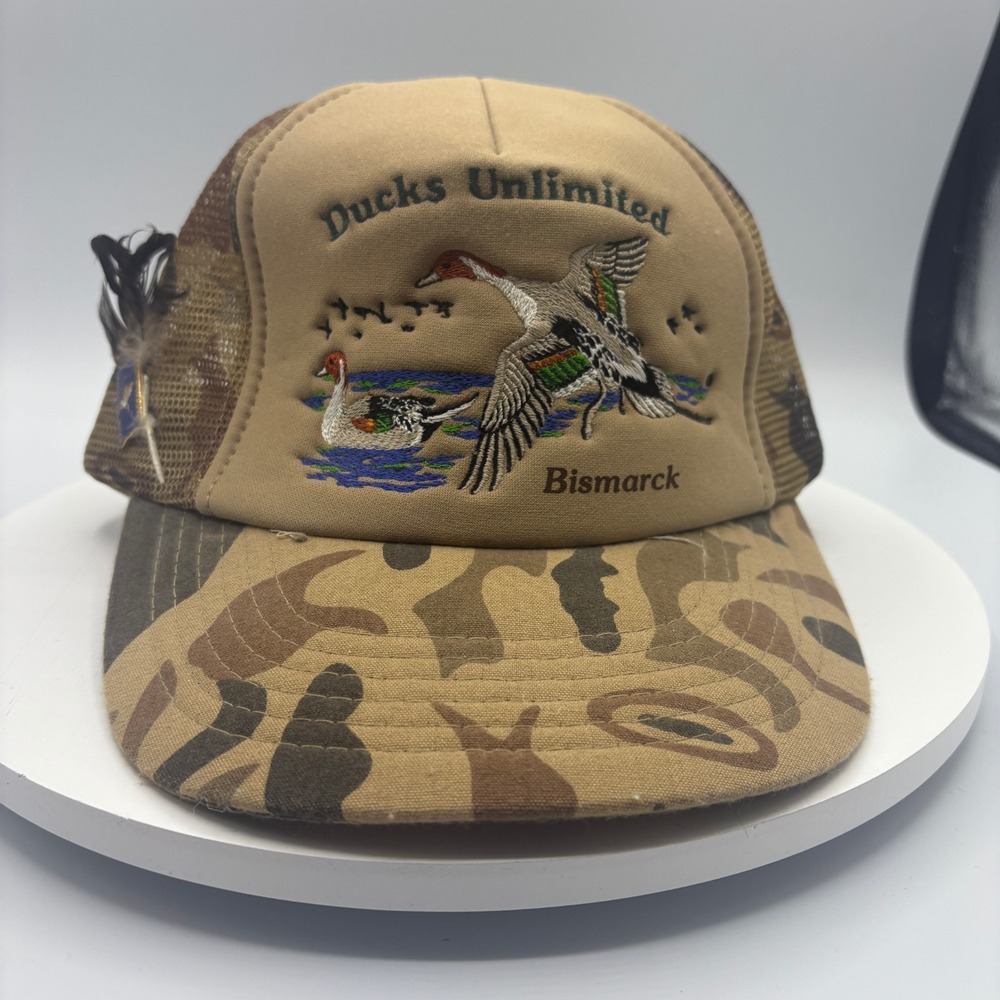 Vintage Ducks Unlimited Bismarck ND Camo Hat Mesh North Dakota Pin